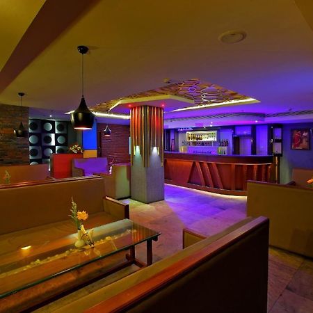 Sreevalsam Residency Kulanada Hotel Tāmarakulam Екстериор снимка